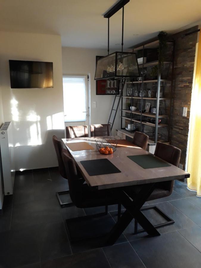 Chambre Double Au Calme Proche Puy Du Fo Lägenhet Le Boupère Exteriör bild